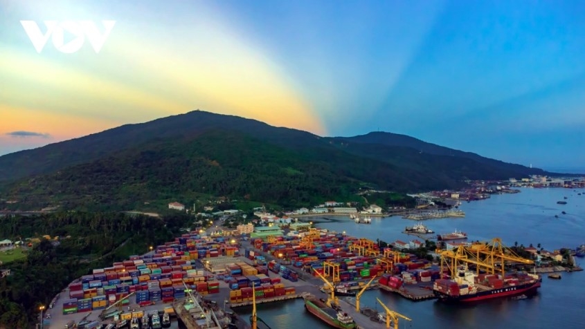 Green port development to sharpen Vietnamese enterprises’ competitiveness